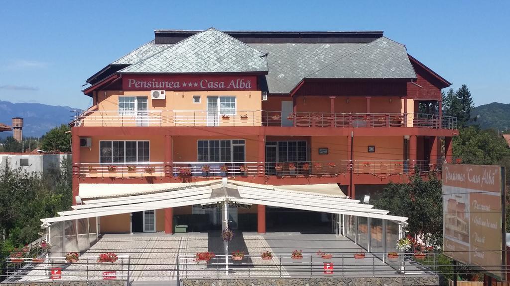 Hotel Casa Alba Râmnicu Vâlcea Exterior foto